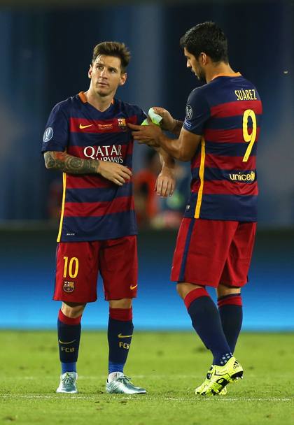 Messi perde la fascia di capitano: gliela sistema Suarez. Getty